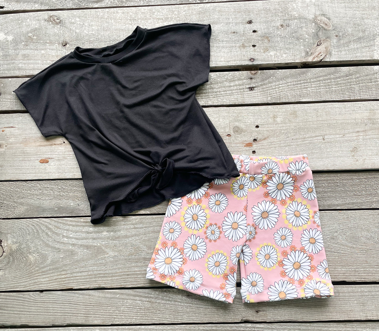 Spring Daisies Biker Shorts