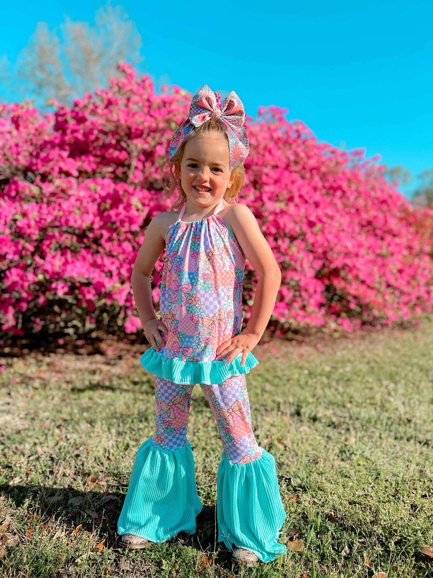 Grace Checker Bows